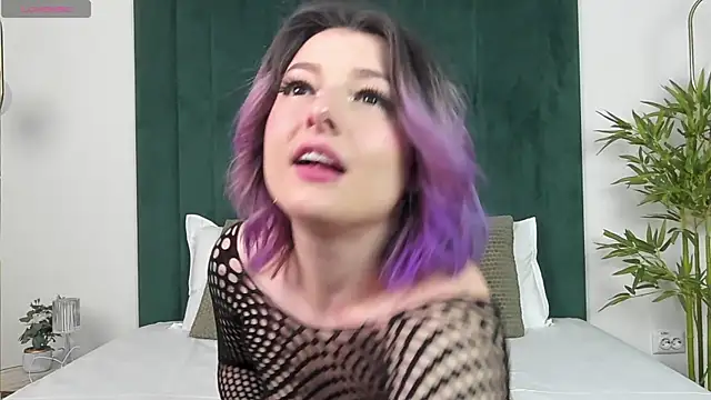 Snapshot of NatashaBlaze_ chatting on 02/20/26, 05:24 NatashaBlaze online show from 02/20/26, 05:24