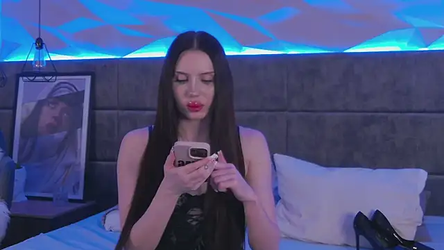 EfiKhalifa online show from 03/23/26, 05:11