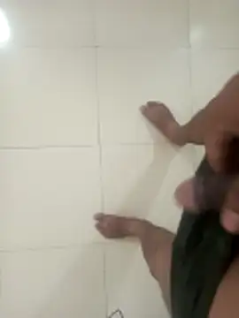 hunk man online show from 02/22/26, 12:15