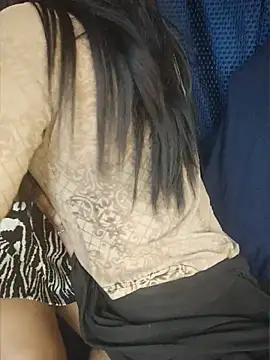 TRANSY WITH GIRL online show from 03/29/26, 01:44