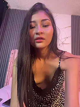 Snapshot of Aylin_fire chatting on 02/27/26, 06:52 Aylin fire online show from 02/27/26, 06:52