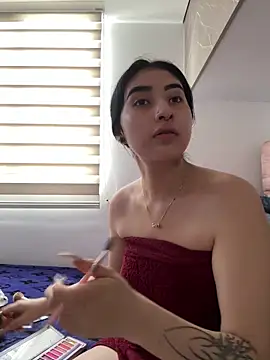 Kattengel  online show from 03/19/26, 06:56