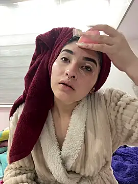 Kattengel  online show from 03/27/26, 07:02