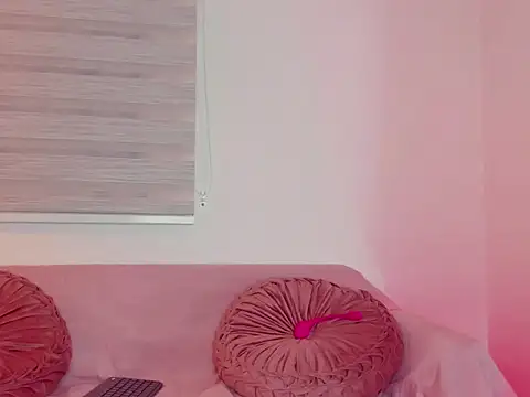 yourlollypetite online show from 03/08/26, 11:19