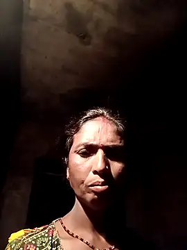 Hot re83 online show from 02/21/26, 07:15