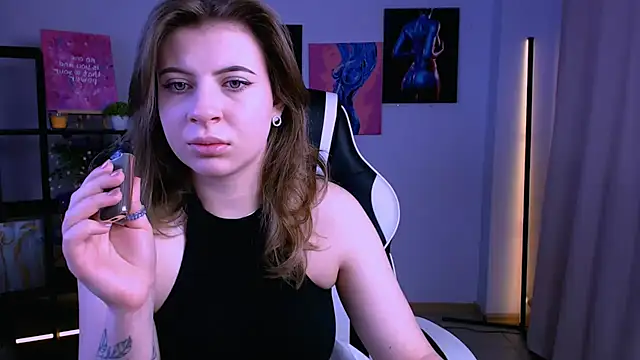 AdeleSkartel online show from 02/26/26, 03:49