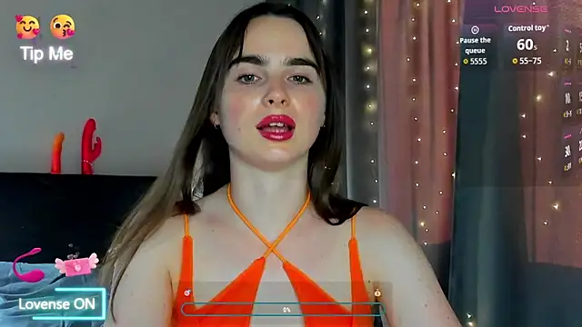 Snapshot of megann_fox2 chatting on 06/28/26, 03:51 megann fox2 online show from 06/28/26, 03:51