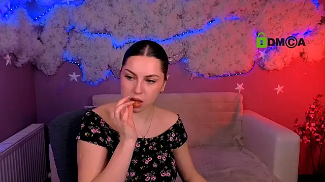 amalialowell online show from 03/18/26, 10:29