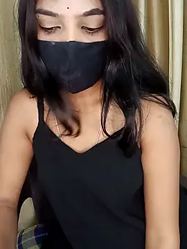 Cutie babes01 online show from 04/13/26, 05:18