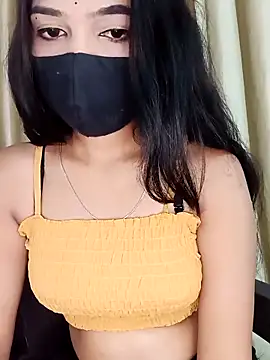 Cutie babes01 online show from 04/15/26, 05:20