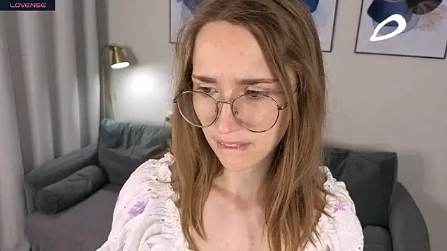 AshleyyJones online show from 05/19/26, 02:45