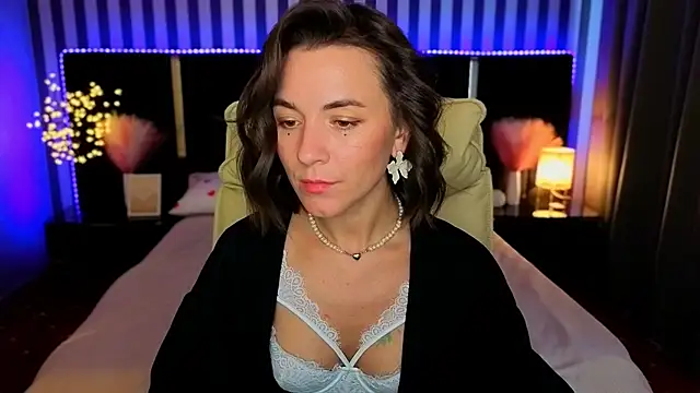 GracefulMichelle online show from 04/12/26, 08:08