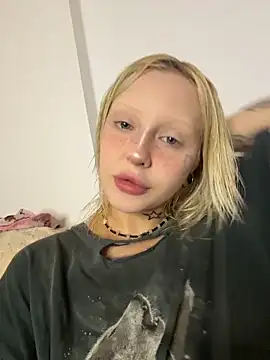 Snapshot of urlittlebaby666 chatting on 02/24/26, 09:35 urlittlebaby666 online show from 02/24/26, 09:35