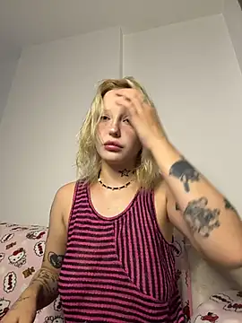 Snapshot of urlittlebaby666 chatting on 02/27/26, 07:25 urlittlebaby666 online show from 02/27/26, 07:25