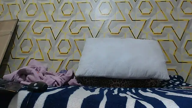 Tatty--Brown online show from 04/08/26, 06:19