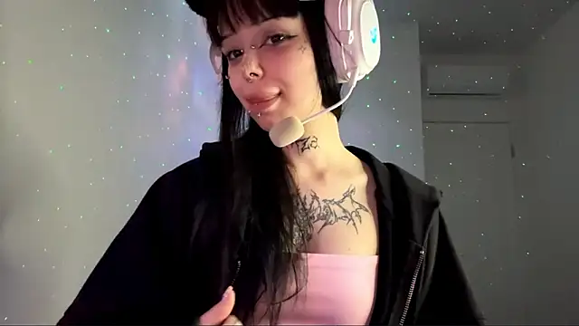 Luna Sohotti online show from 03/28/26, 03:55