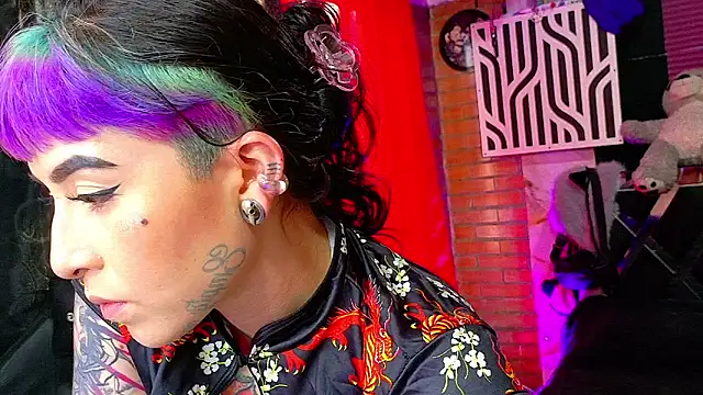 nova kitttyy online show from 04/09/26, 10:04