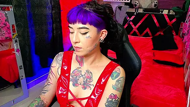 nova kitttyy online show from 04/12/26, 10:15