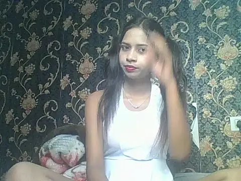 Snapshot of Rani1993 chatting on 02/17/26, 11:40 Rani1993 online show from 02/17/26, 11:40