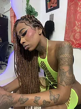 Snapshot of Sheinny_brown1 chatting on 07/07/26, 06:58 Sheinny brown1 online show from 07/07/26, 06:58