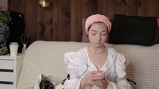 Snapshot of EndaMatheus chatting on 02/22/26, 09:19 EndaMatheus online show from 02/22/26, 09:19