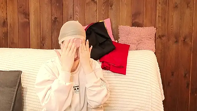 Snapshot of EndaMatheus chatting on 02/26/26, 08:13 EndaMatheus online show from 02/26/26, 08:13