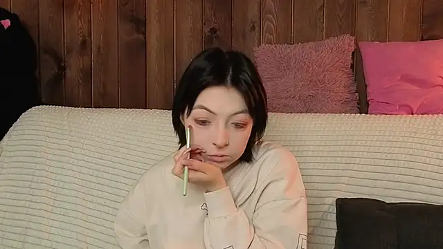 Snapshot of EndaMatheus chatting on 02/28/26, 12:17 EndaMatheus online show from 02/28/26, 12:17