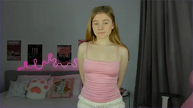 EvaRaee online show from 03/24/26, 03:44