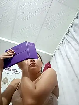 Snapshot of babyboom1 chatting on 02/19/26, 12:01 babyboom1 online show from 02/19/26, 12:01