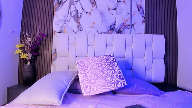 alisstarr online show from 04/15/26, 11:28