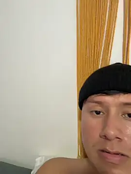 Snapshot of Damian1_ST chatting on 02/20/26, 03:47 Damian1 ST online show from 02/20/26, 03:47