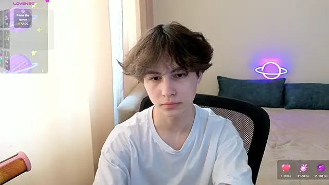  LukaHayes  online show from 04/04/26, 01:08