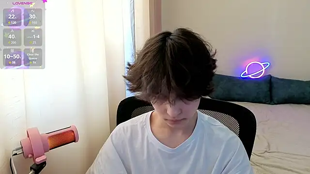  LukaHayes  online show from 04/10/26, 02:00