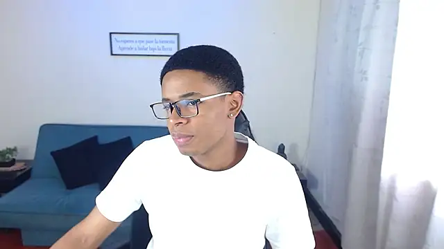 liiam3 online show from 02/21/26, 08:43