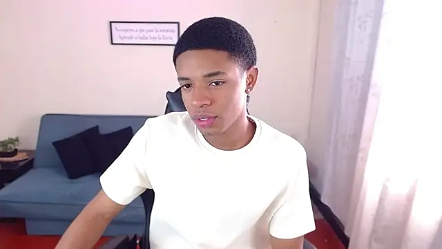 liiam3 online show from 02/22/26, 02:15