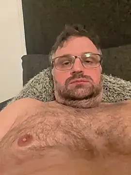 Snapshot of hainorswe chatting on 03/01/26, 03:47 hainorswe online show from 03/01/26, 03:47