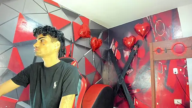 Snapshot of Gay_Red_Room chatting on 02/21/26, 02:56 Gay Red Room online show from 02/21/26, 02:56