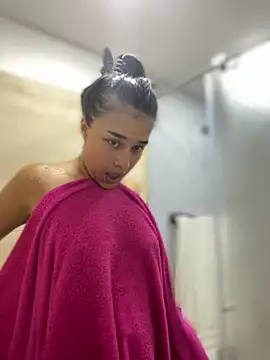 I Samanthaa online show from 02/17/26, 10:16