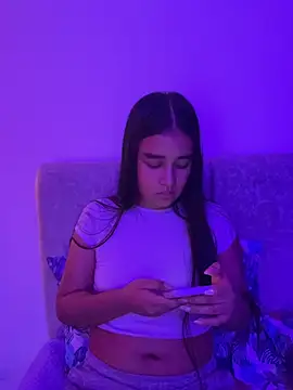 I Samanthaa online show from 05/05/26, 10:07