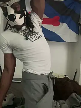 Snapshot of Kingbroxxx chatting on 03/03/26, 01:01 Kingbroxxx online show from 03/03/26, 01:01