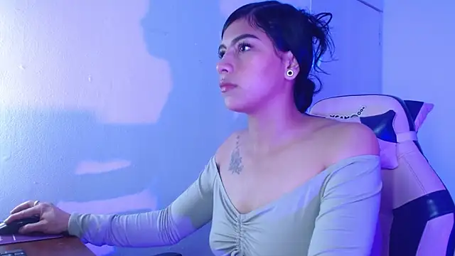 Snapshot of cloegp chatting on 02/18/26, 11:50 cloegp online show from 02/18/26, 11:50