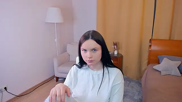 LeilaErcolani online show from 02/26/26, 06:51