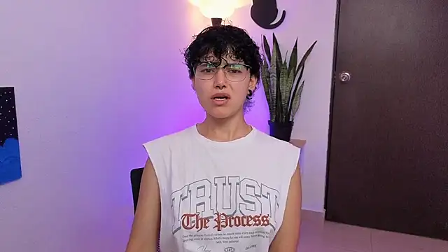 Snapshot of jeroharper_ chatting on 04/15/26, 09:26 jeroharper online show from 04/15/26, 09:26