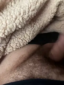 Snapshot of D4n13l47 chatting on 02/24/26, 12:03 D4n13l47 online show from 02/24/26, 12:03