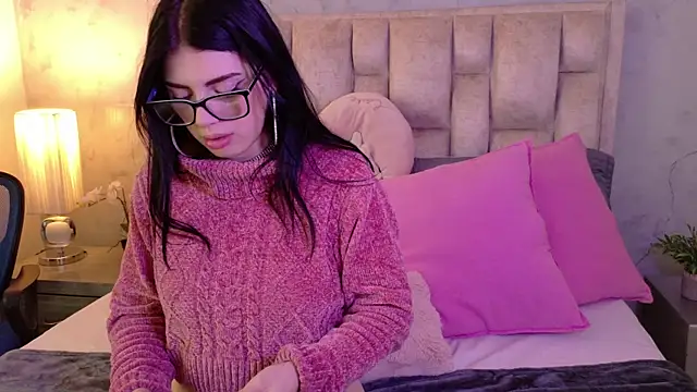 Snapshot of IsabellaRossi chatting on 04/01/26, 01:41 IsabellaRossi online show from 04/01/26, 01:41