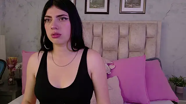 Snapshot of IsabellaRossi chatting on 04/12/26, 04:23 IsabellaRossi online show from 04/12/26, 04:23