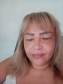 Snapshot of milena202610 chatting on 02/22/26, 02:15 milena202610 online show from 02/22/26, 02:15