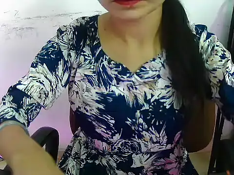 Hotsurbhi online show from 03/12/26, 04:18
