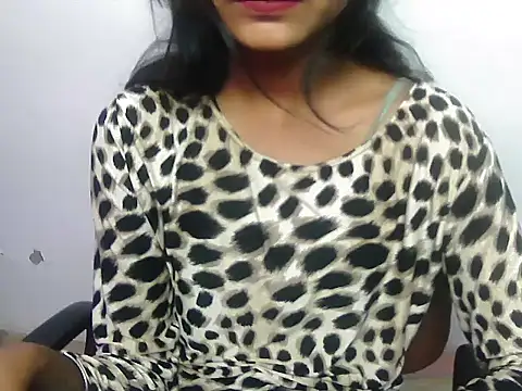 Hotsurbhi online show from 04/13/26, 08:09