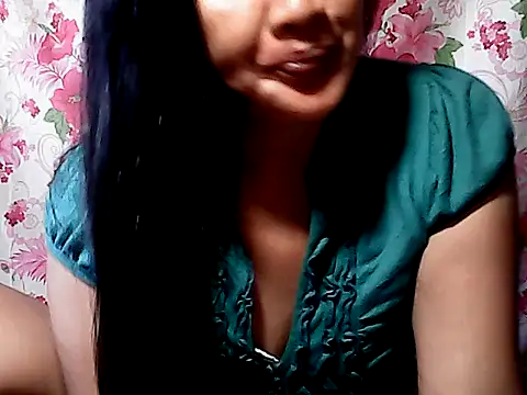 Snapshot of Sh1nbae22 chatting on 02/27/26, 11:27 Sh1nbae22 online show from 02/27/26, 11:27